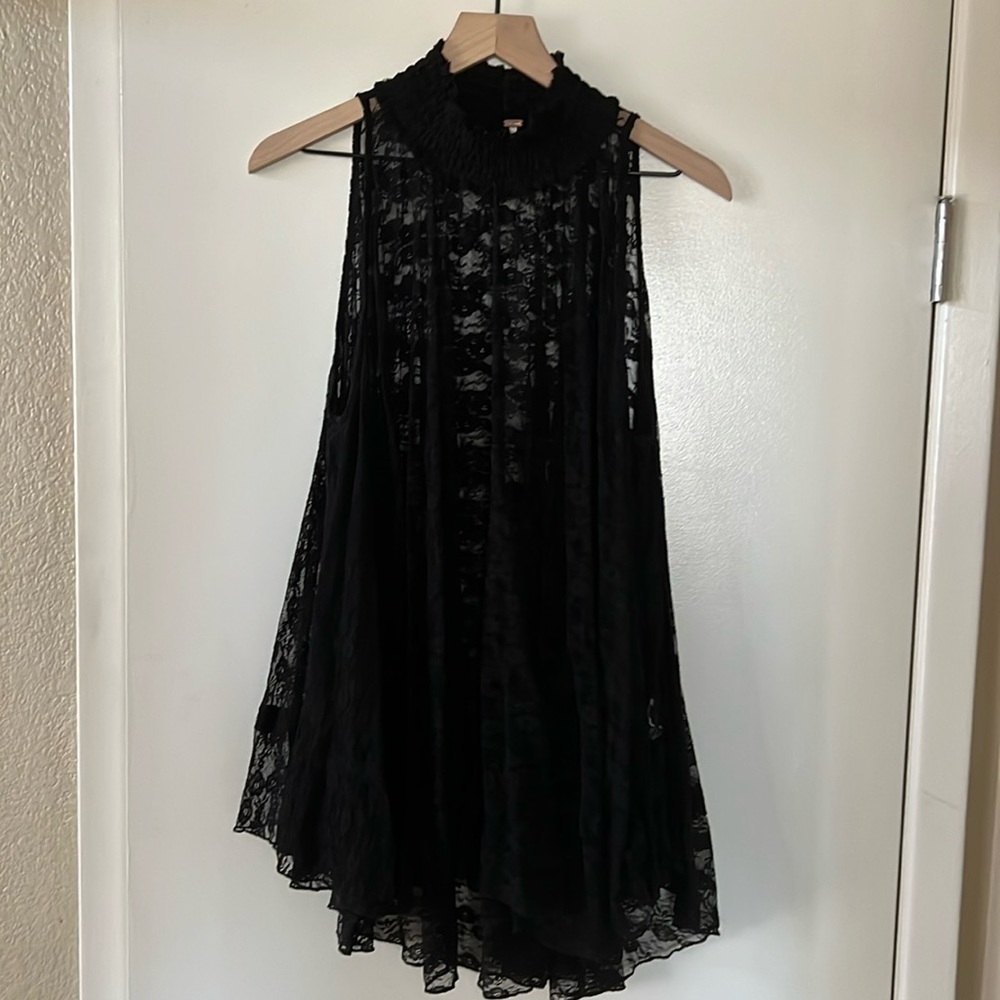 Free People lace tunic. Sz Large. Work a couple of times,  perfect condition.